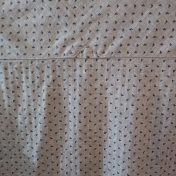 JB Holt - L Men's Dress Shirt (Fits like a large) - Picture 10 of 16